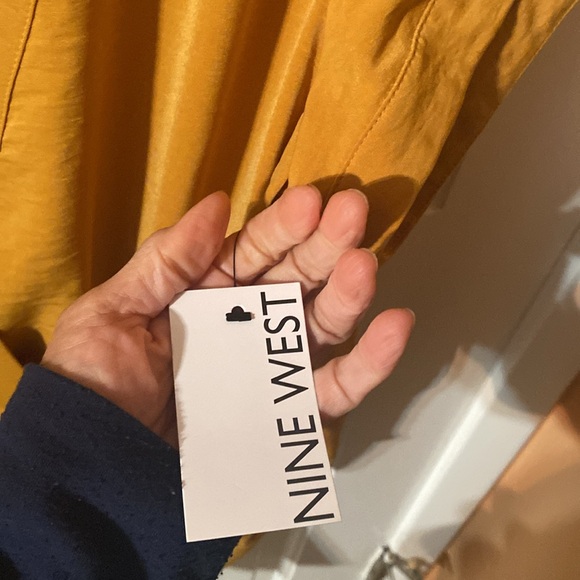 Mustard drop waist top - Picture 9 of 10